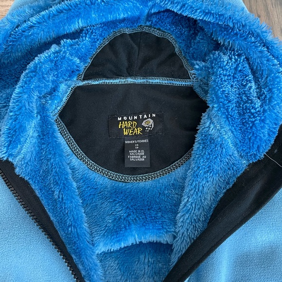Soft Blue Mountain Hardwear Jacket - Picture 3 of 4